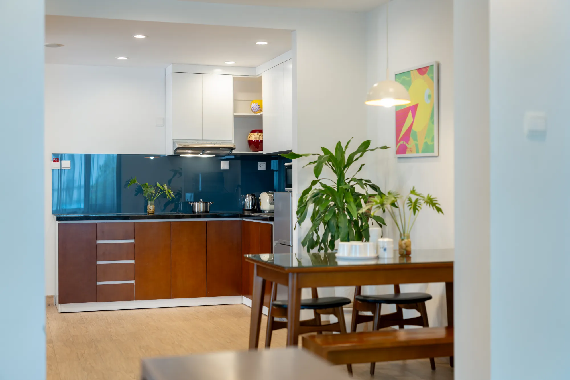 Private kitchen and dining area in a Dream studio